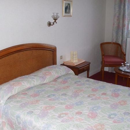 Hotel Aiglon 멍똥 객실 사진